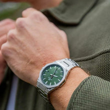 V3HD86FCE19DF4A43EAE49D8170DE4B438DR6950246P5