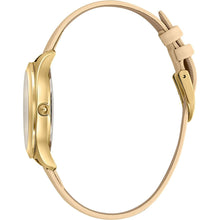 V4HF66AFF1B279594EA193687F784BDDDAAR6159672P6