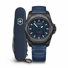 Ura moška Victorinox V242022.1 - Shopper.si