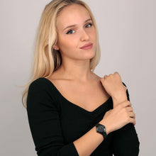 V3H019030785B19817EAF8F52E418FC6AEFR7044529P7